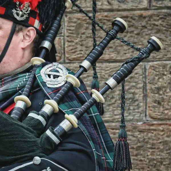 Crieff Highland Gathering Announces Pipe Bands